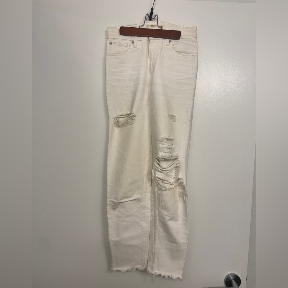 Levi's Distressed Mom Jean - 25